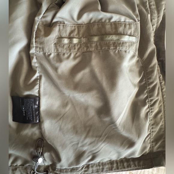 Lulumemon jacket - Picture 5 of 7